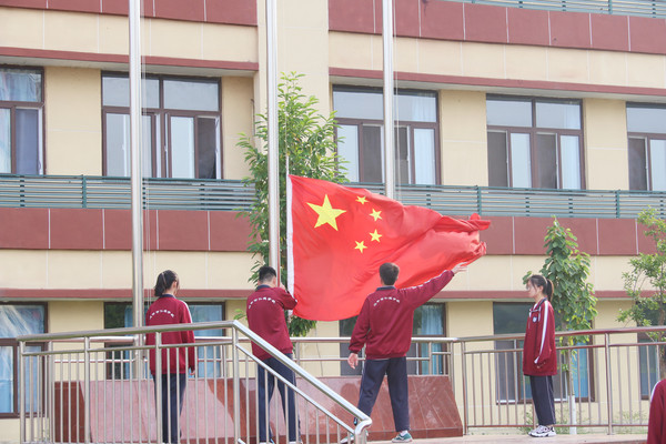 遠離菸草 健康校園丨漢中市仁德學校第34個世界無煙日主題升旗儀式